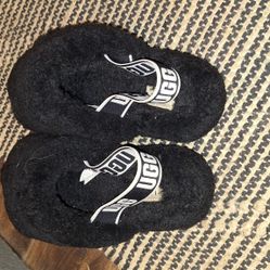 UGG Slippers 