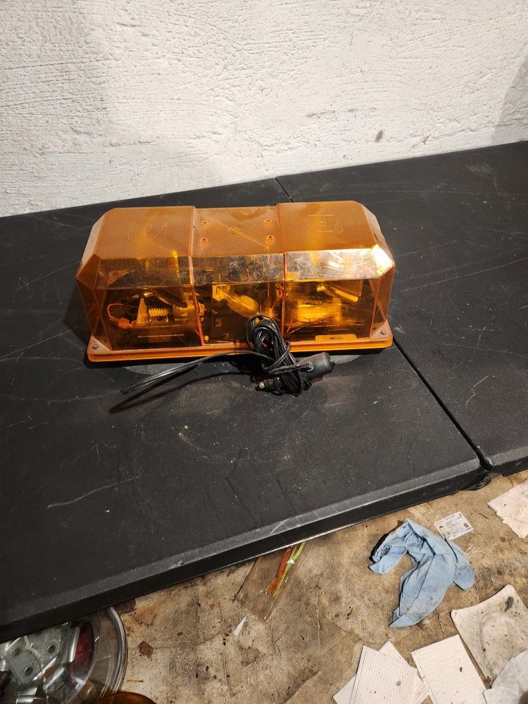 Amber Target Tech Light