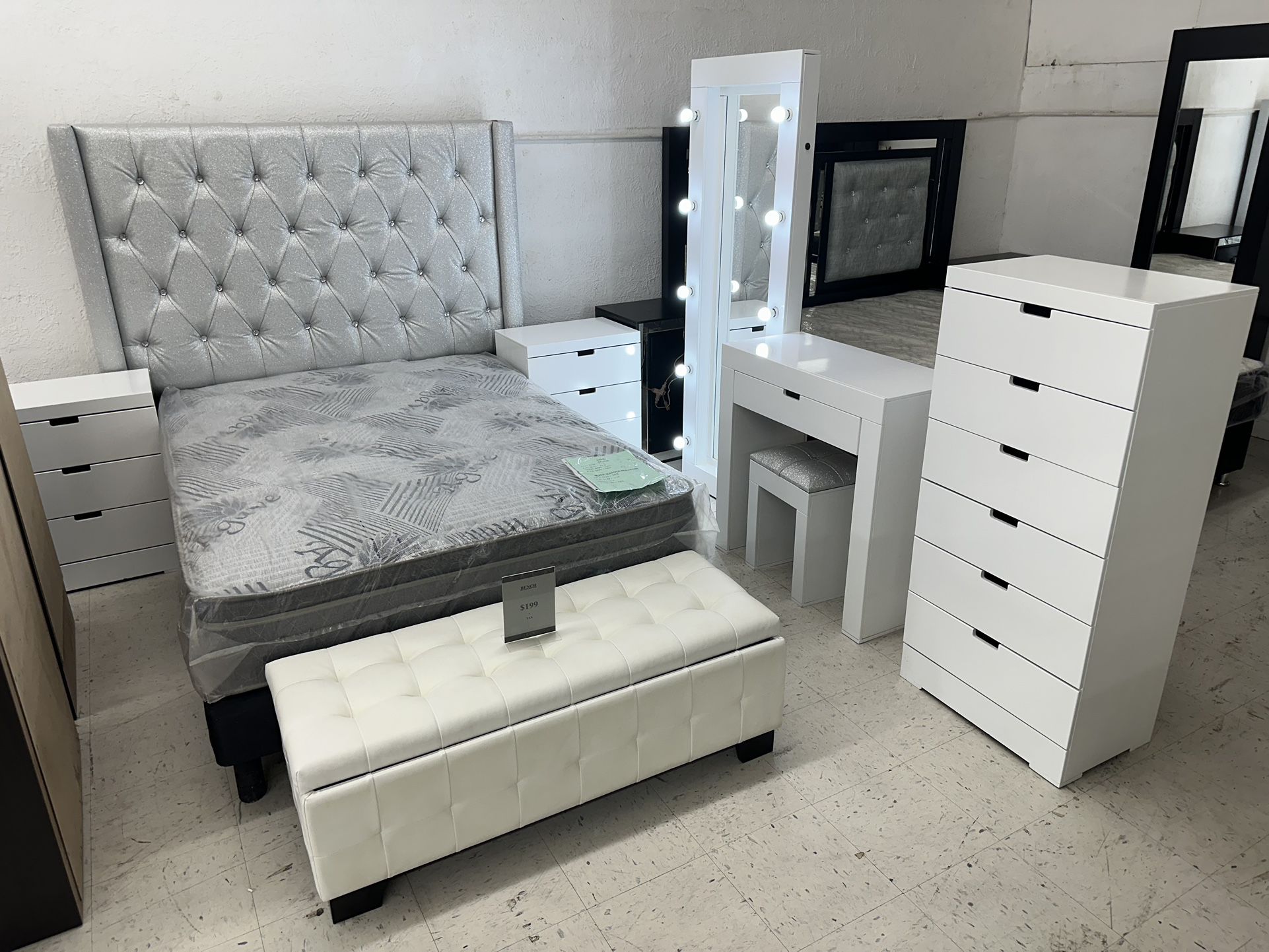 New White Bedroom Set With Full Body Hollywood Mirror (Queen/Full/Twin)