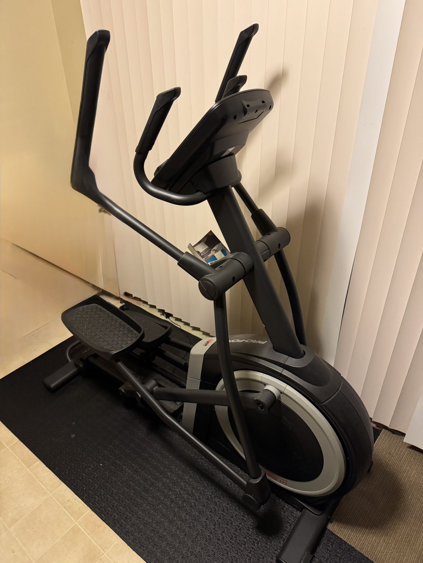 Elliptical Carbon EL