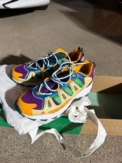Sean Wotherspoon x Disney Superturf Adventure - Like New