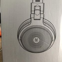 Studio D J Headphones 