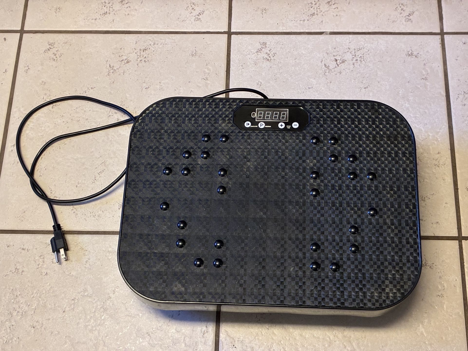 Vibration Plate Exercise Machine
