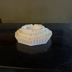 Vintage 1960’s  Hobnail Milk Glass Nesting (3) Piece Ashtray Set
