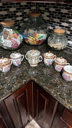 Chinese Rose Medallion Porcelain Lidded Mugs Set of 5