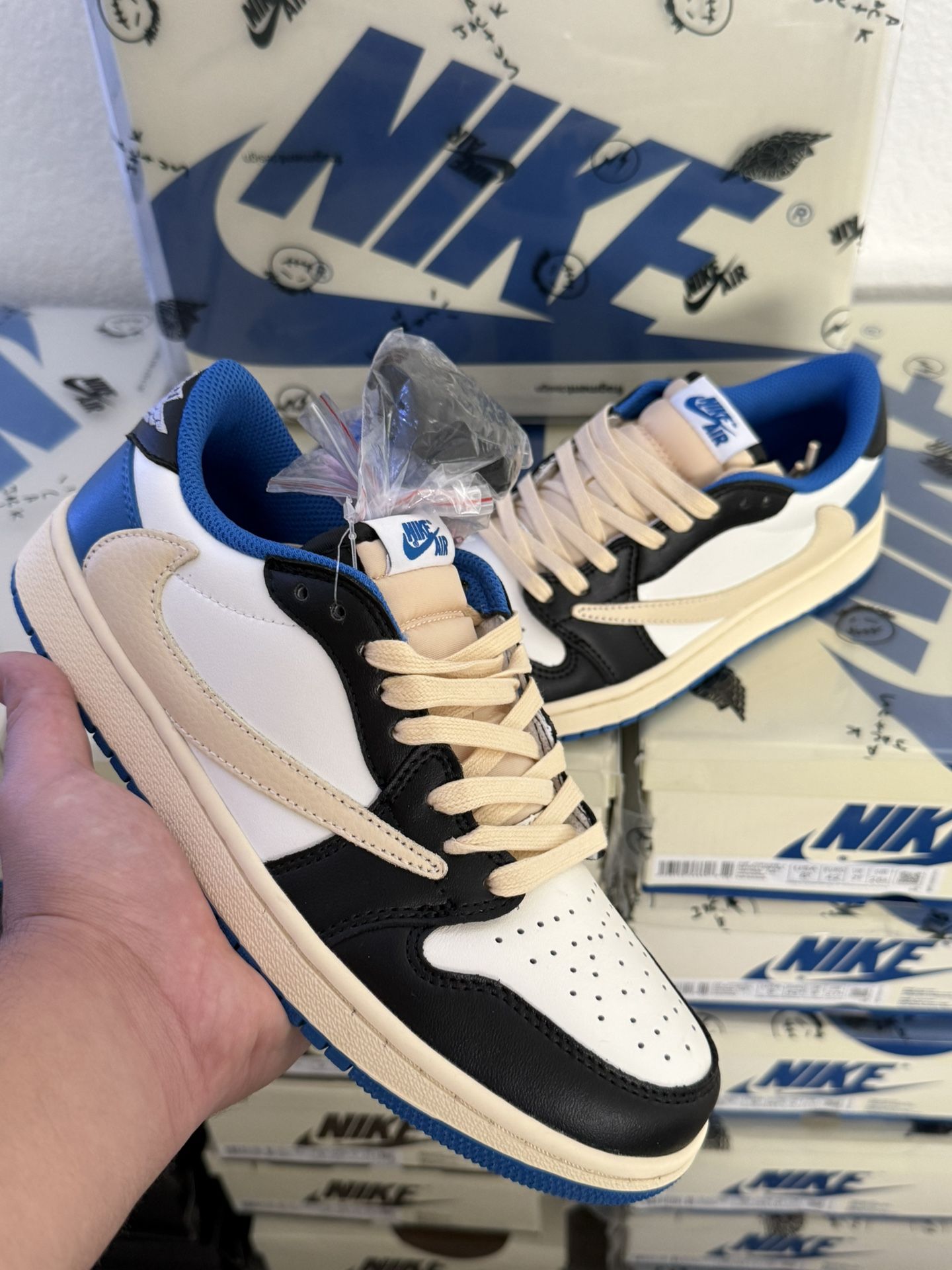 Nike Air jordan 1 low travis Scott Fragment s Size 7,7.5,8,8.5,9,9.5,10,10.5,11,12