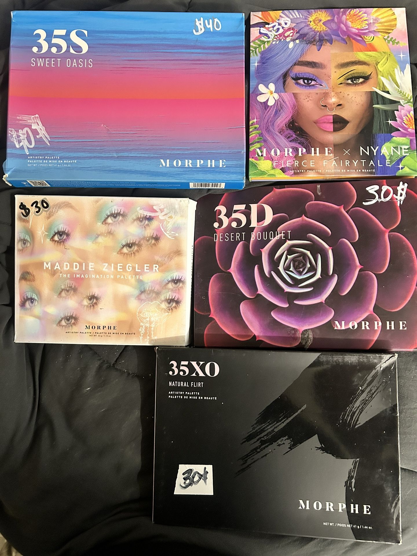 Eyeshadow palettes, Brush Set, Straighteners, Perfume 