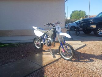 04  yz85