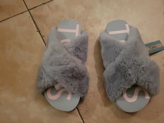 TOMS WOMEN SLIPPERS