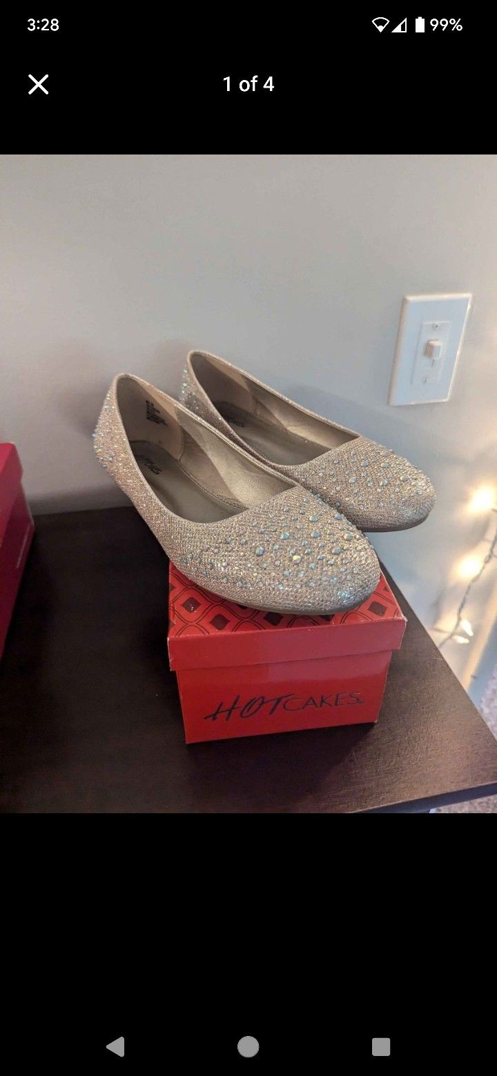 Gold Glitter Flats 10M