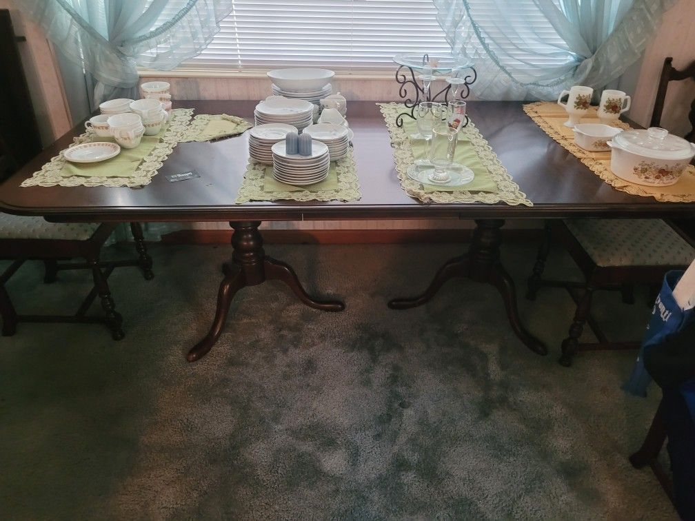 Traditional Wooden Dining Table Seats 12