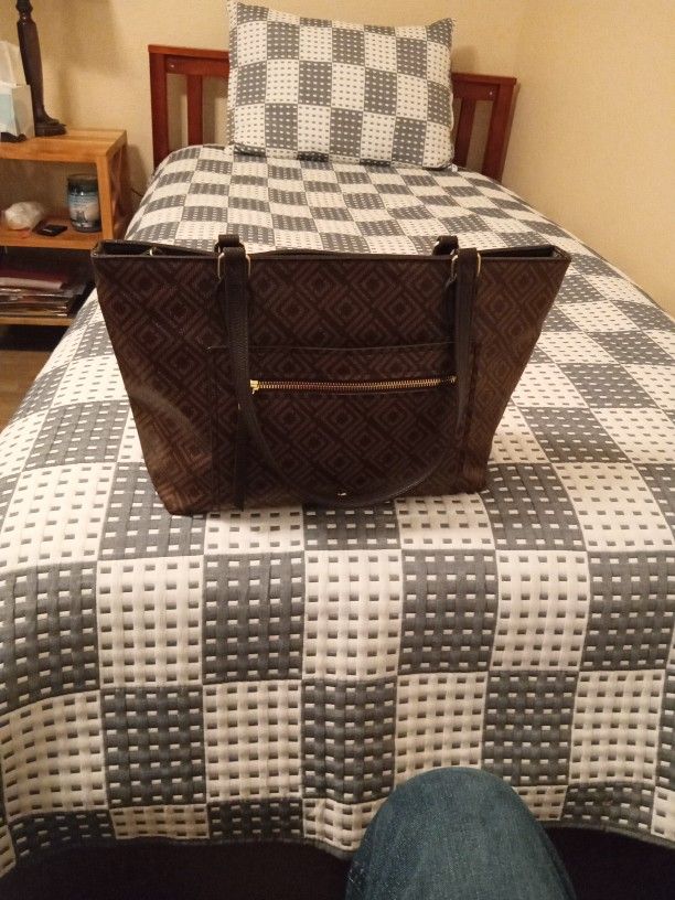 Liz Claiborne Purse 