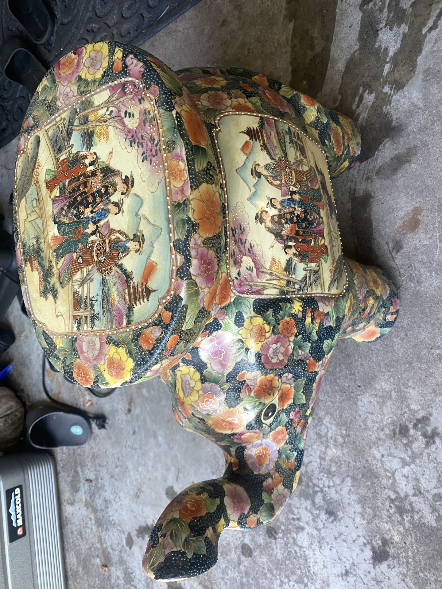 Hand Painted Chinoiserie Floral Elephant Garden Stool/Side Table