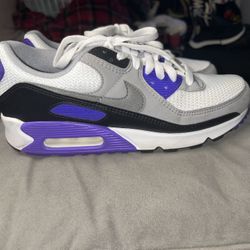 Grape Nike Air Max Women’s Size 9