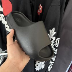Yeezy Slides