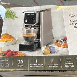 Capsule espresso maker