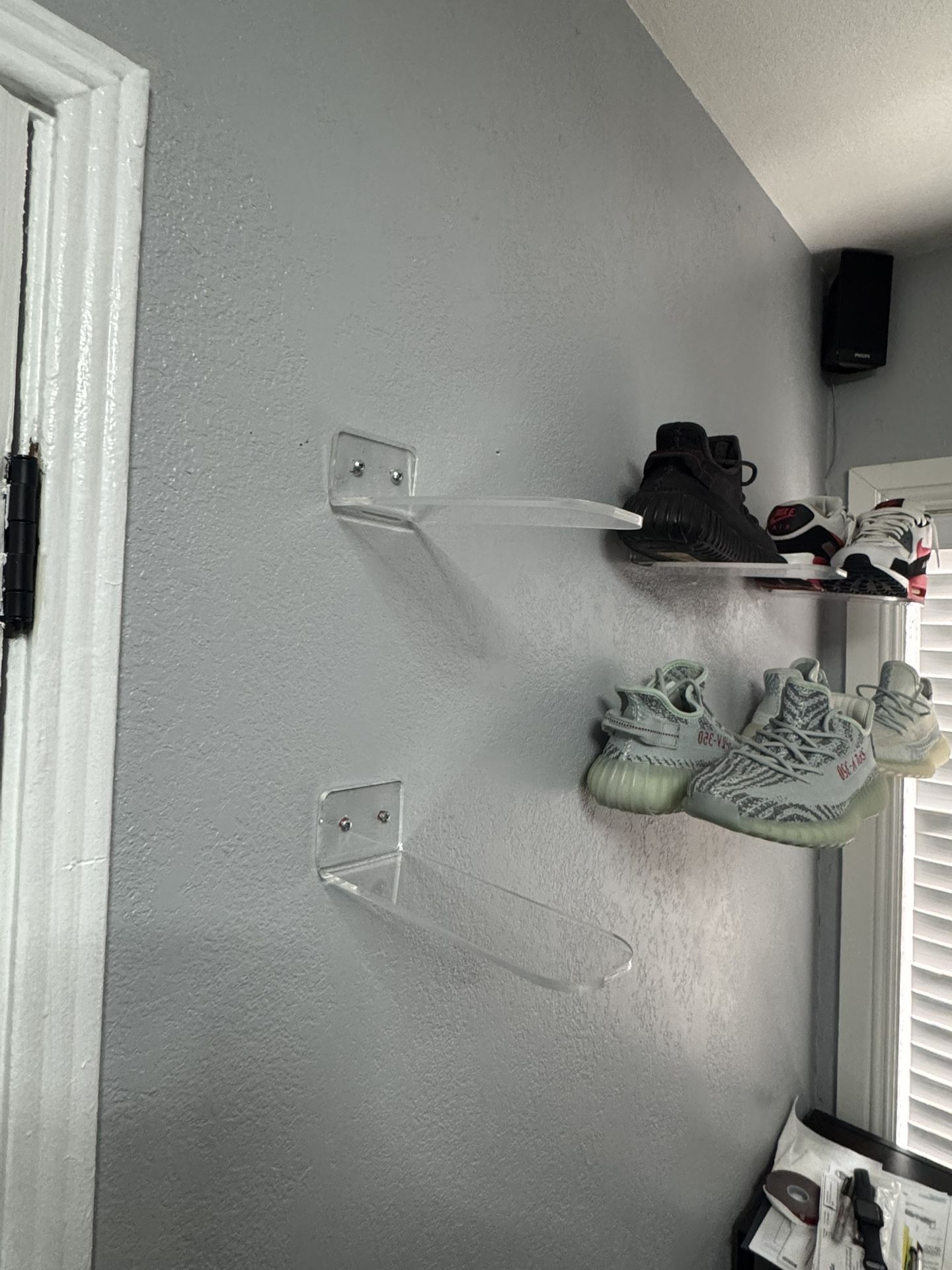 Floating shoe Shelves