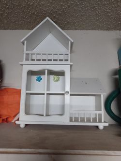 Wood Decorative Dollhouse 