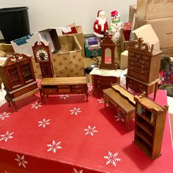 Vintage Doll House Furniture 