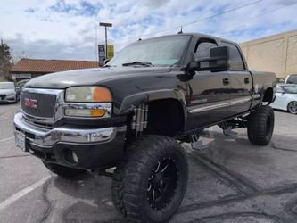 2004 GMC Sierra 2500 HD Crew Cab
