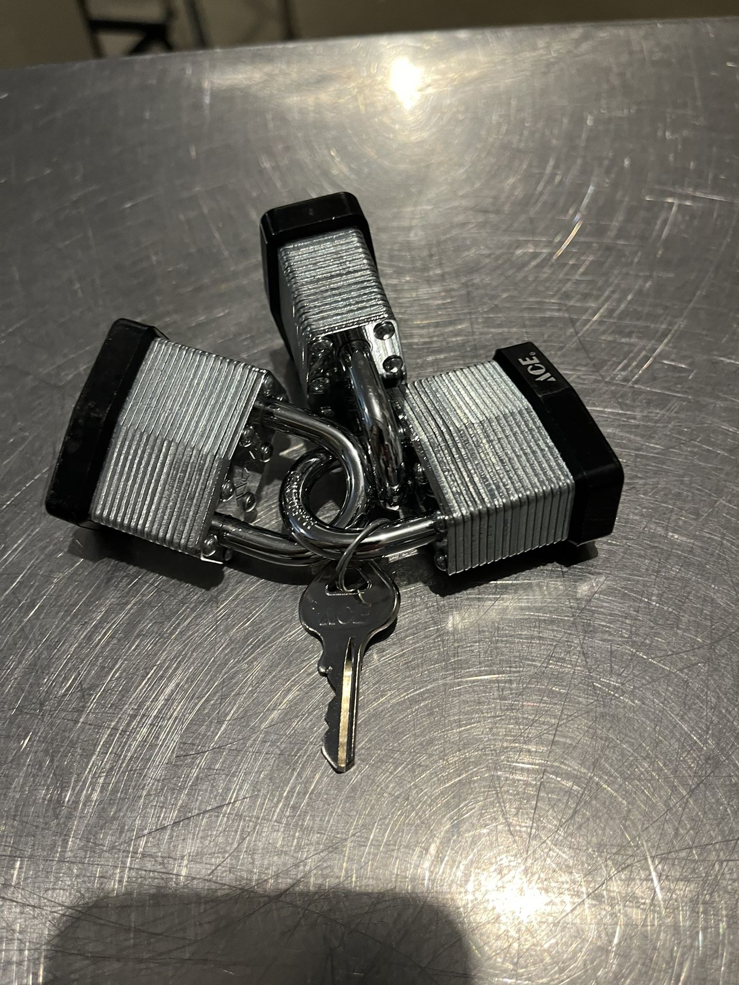 4 Locks