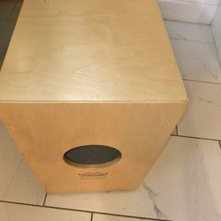 Cajón Cubano