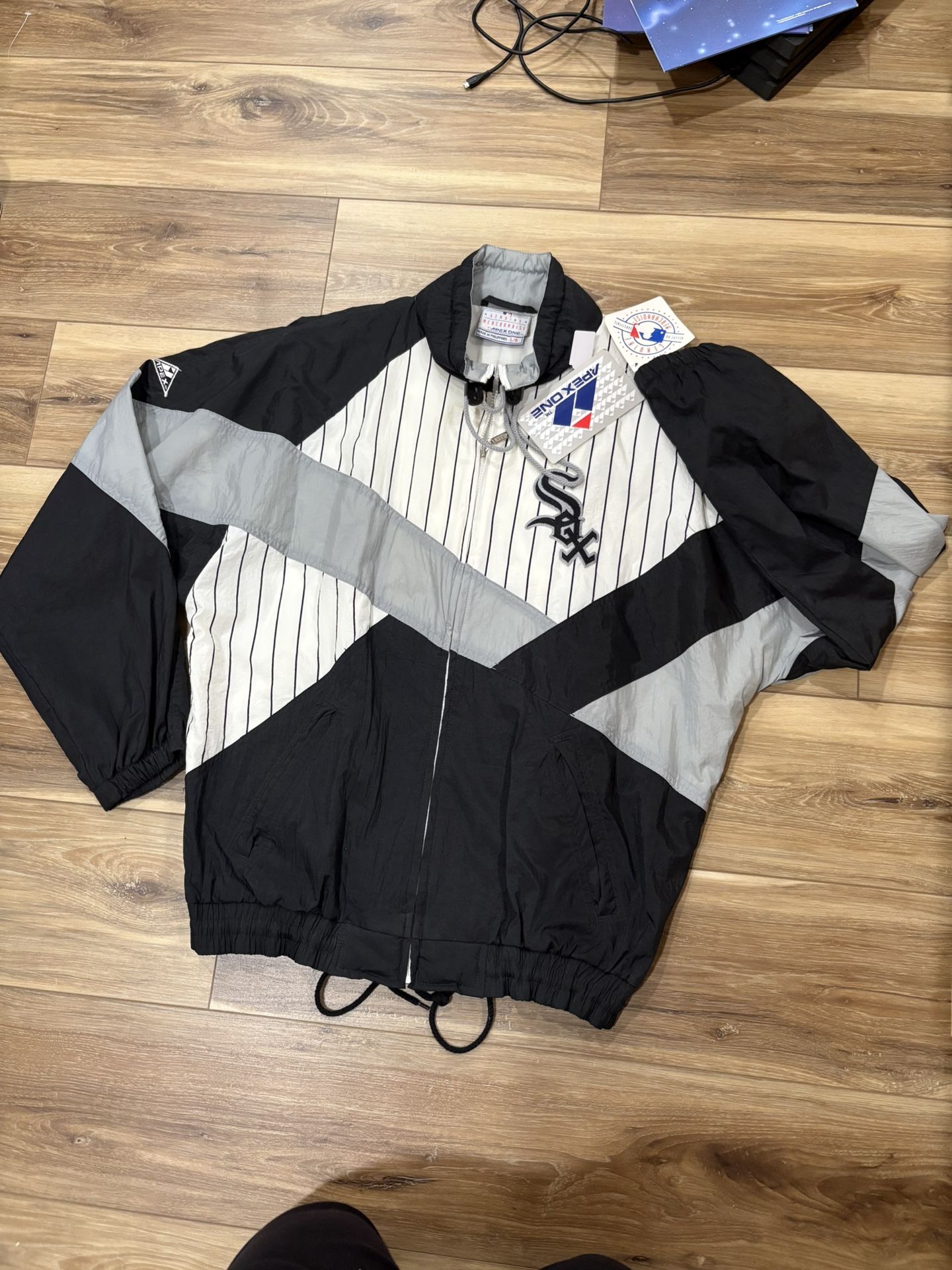 Vintage Chicago White Sox Windbreaker Jacket