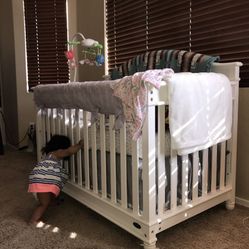 Europa Baby convertible crib