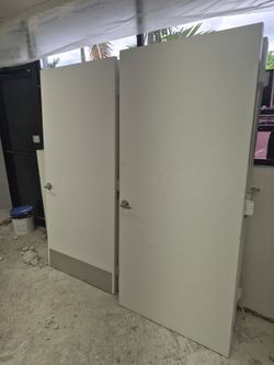 🔥 17 Commercial Doors – $25 Each / $350 ALL