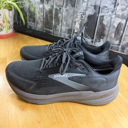 Brooks Revel 6 Men's Black/Gray Low Top Lace-Up Running Sneaker US 11.5 D