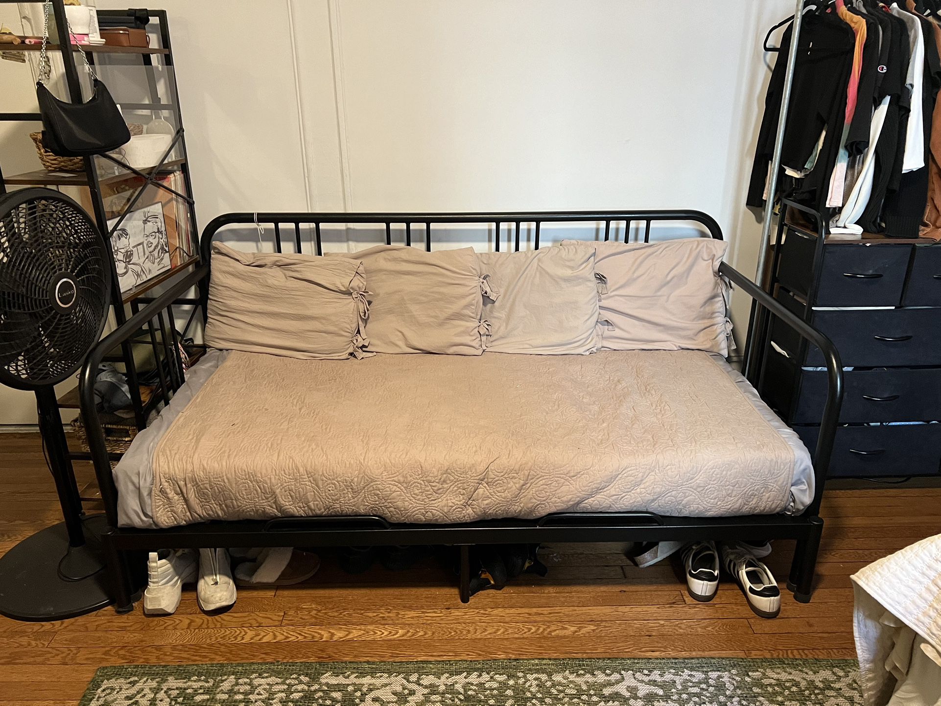 IKEA FYRESDAL Daybed with two mattresses