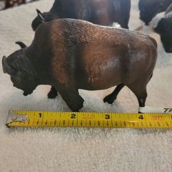 Buffalo Toy Figurings