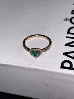 Pandora Sparkling Elevated Heart Ring Size 7
