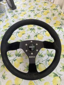 330mm NRG Steering Wheel with Nissan 240sx/D21 adapter hub and 2 1 inch spacers