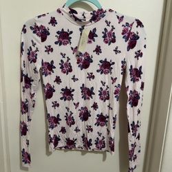 New Forever 21 Woman’s Long Sleeve Size S