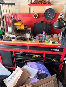 Used Milwaukee mobile work bench