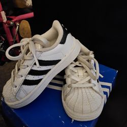 Adidas Toddler Shoe Size 6