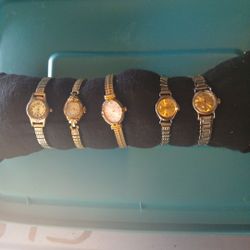 5 Vintage Ladies Wrist Watches. 