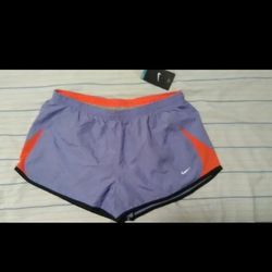 Nike running shorts Womens Large L BRAND NEW Workout, jogging, Fitness, Gym, Exercise, Training, Pilates nwt