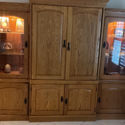 Entertainment center