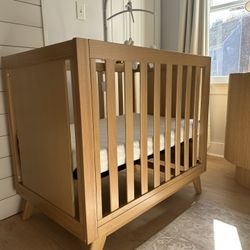 Baby Crib 