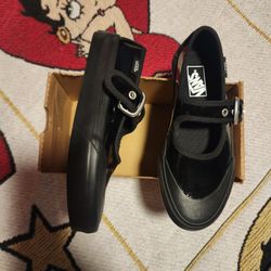 VANS Mary Jane Shoe