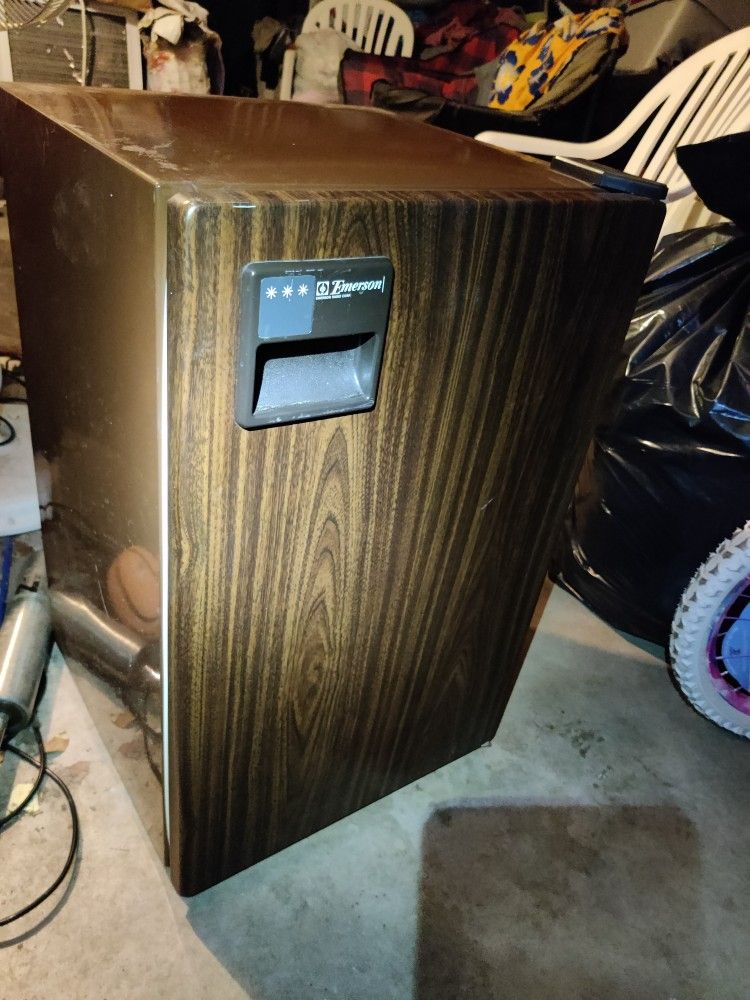 Vintage Mini Fridge With Freezer