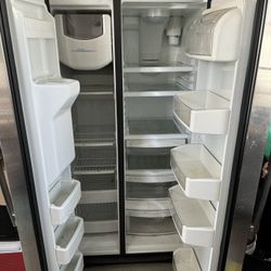 GE Fridge/freezer