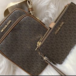 New Women’s Purse Authentic Michael Kors