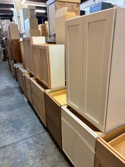 White Shaker Kitchen Cabinet Set