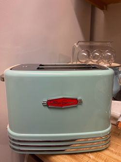Retro Series 2-Slice Toaster