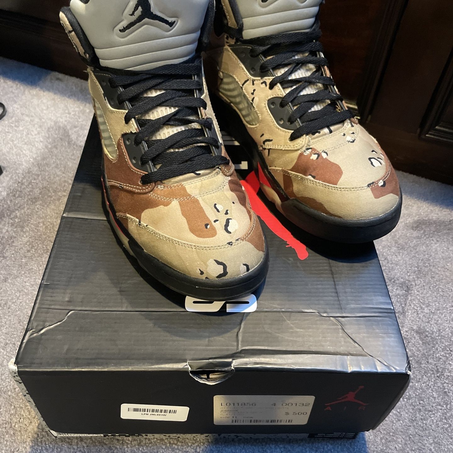 Air Jordan 11 lv supreme size 12 for Sale in Rochester, NY - OfferUp