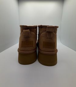 Chestnut Ugg Platform Boots