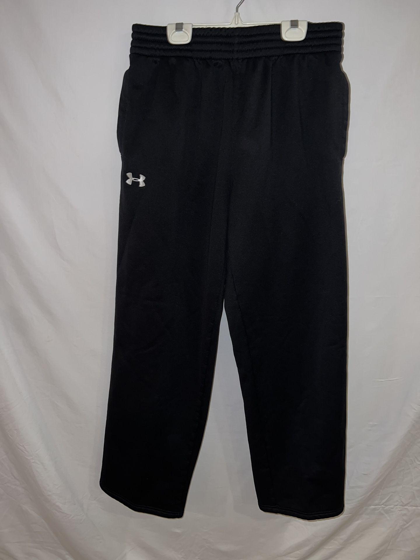 Mens Large UnderArmour black sweatpants